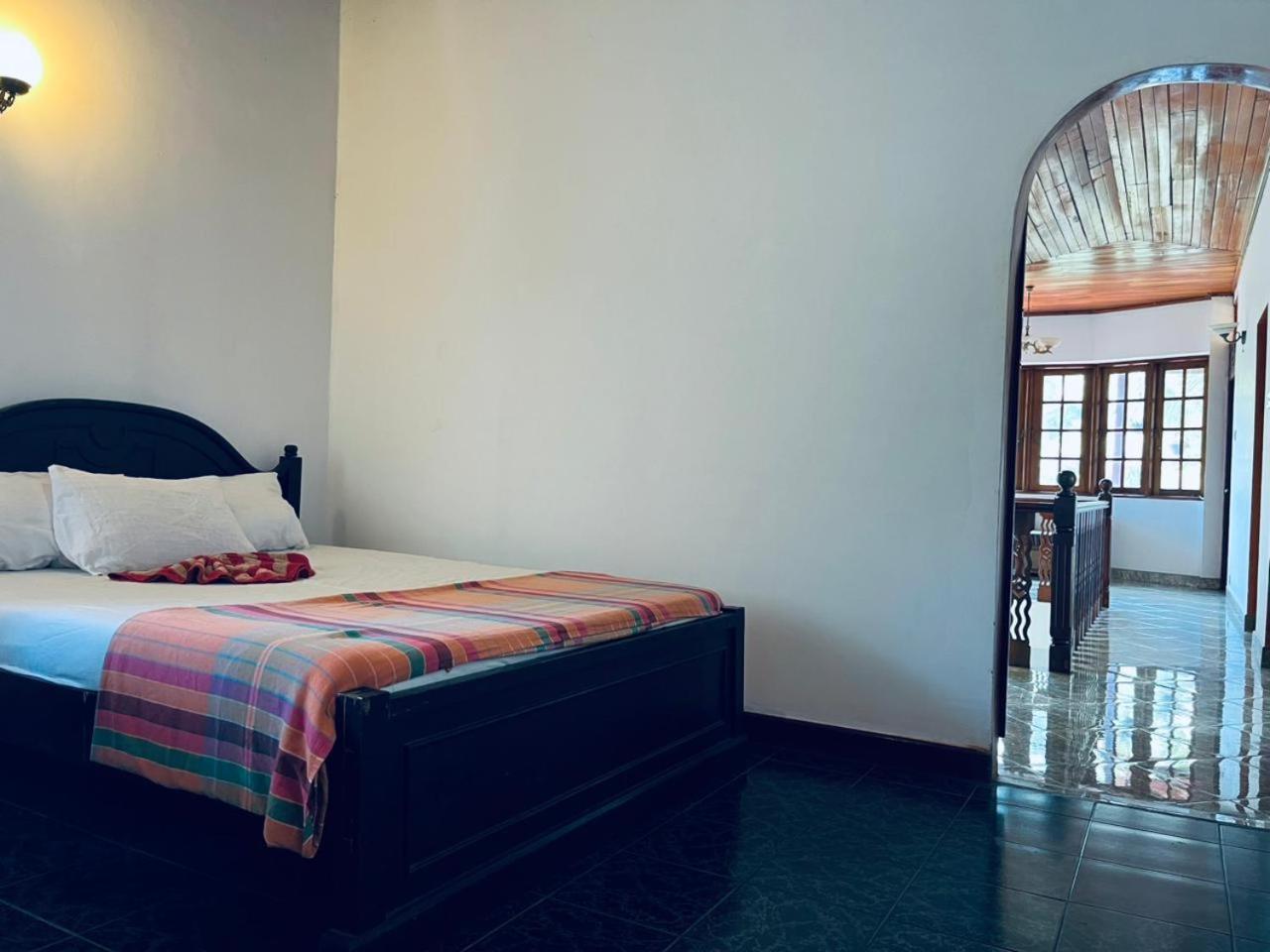 Mystique Hideout Otel Kandy Dış mekan fotoğraf
